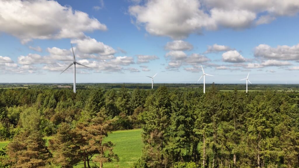 Droneoptagelse fra vores film for Skærbæk Mølle Golfklub